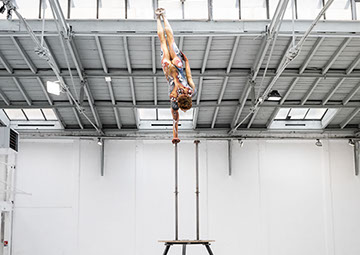 body painting sur le theme de l'animal realise pour le club de vendome à paris. Ideal pour vos soirees a theme , accueil evenementiel, festival 