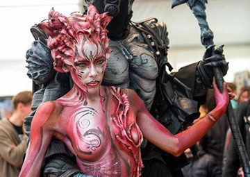 body painting Shooting Mode réalisé à Paris par un maquilleur spécialste du body painting et face painting. Cours et formation sur paris ouvert 